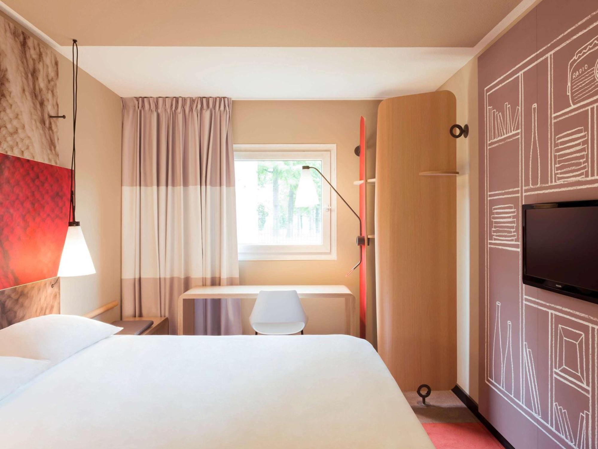 Hotel Ibis Poznan Polnoc Suchy Las
