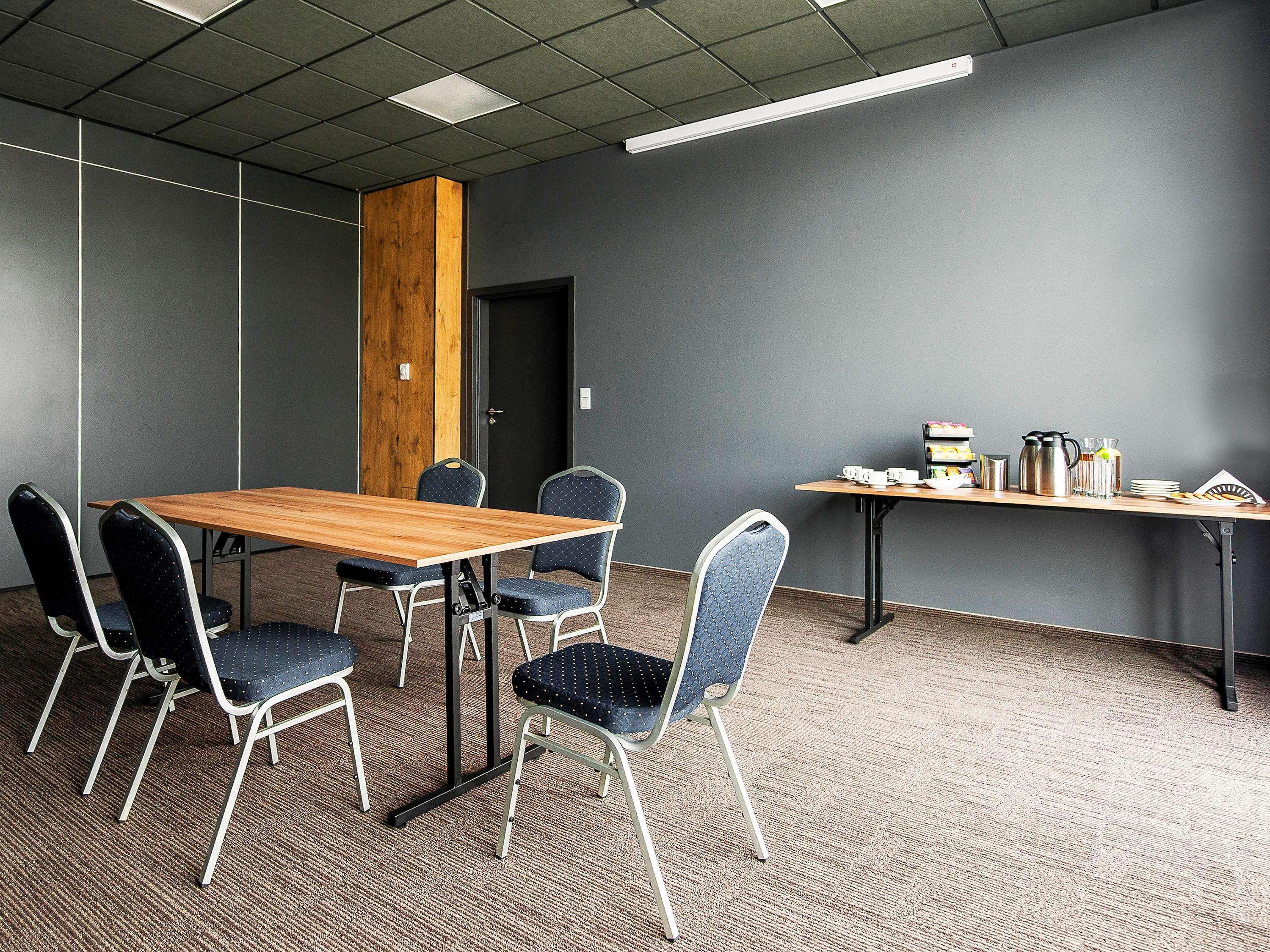 Hotel Ibis Poznan Polnoc Suchy Las